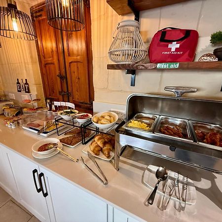 Ta' Matmura B&B Għarb Екстериор снимка