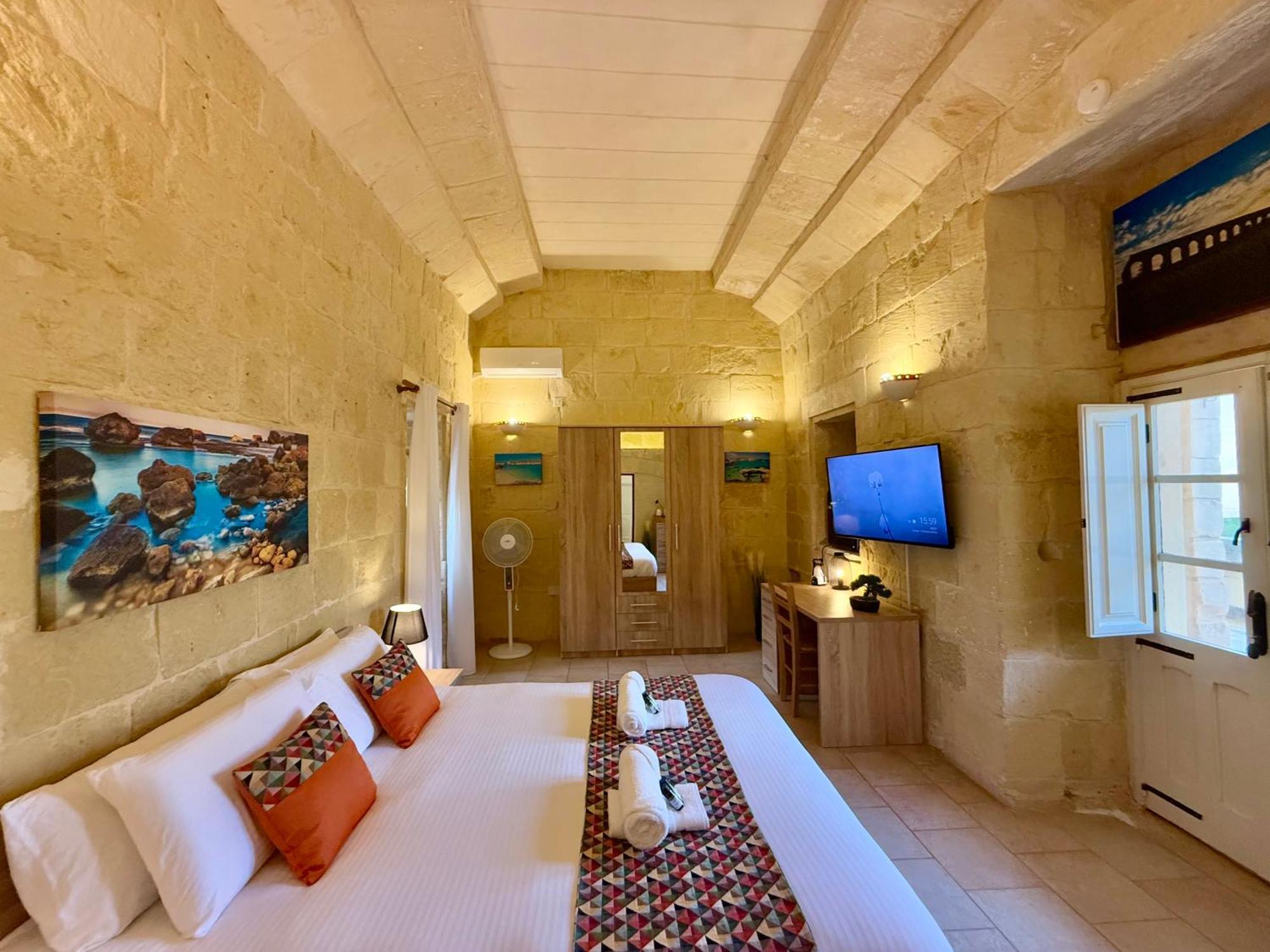 Ta' Matmura B&B Għarb Екстериор снимка
