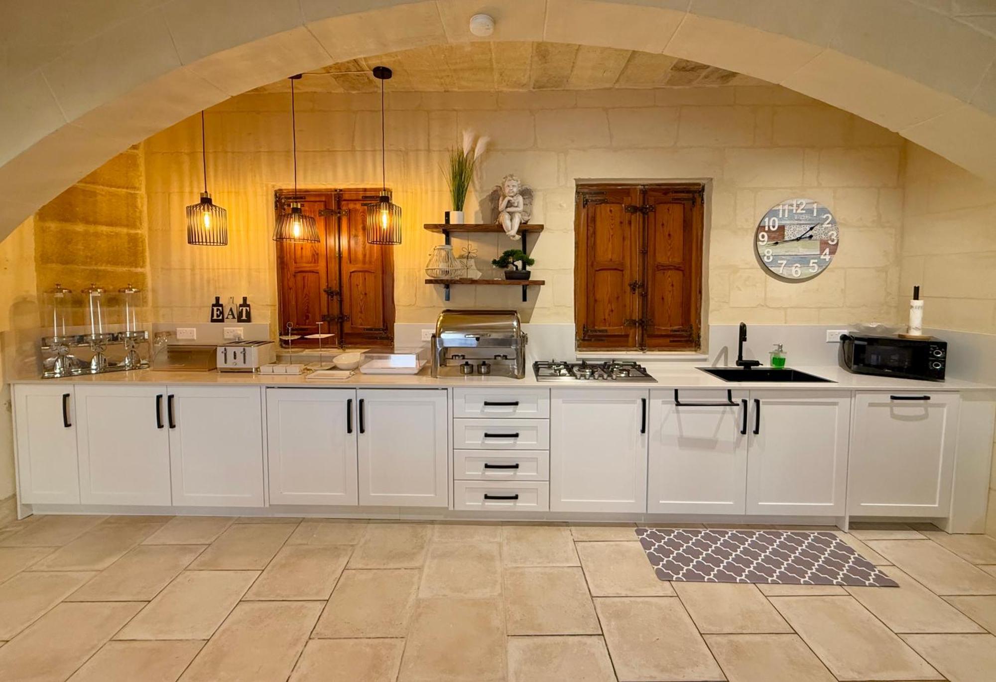Ta' Matmura B&B Għarb Екстериор снимка