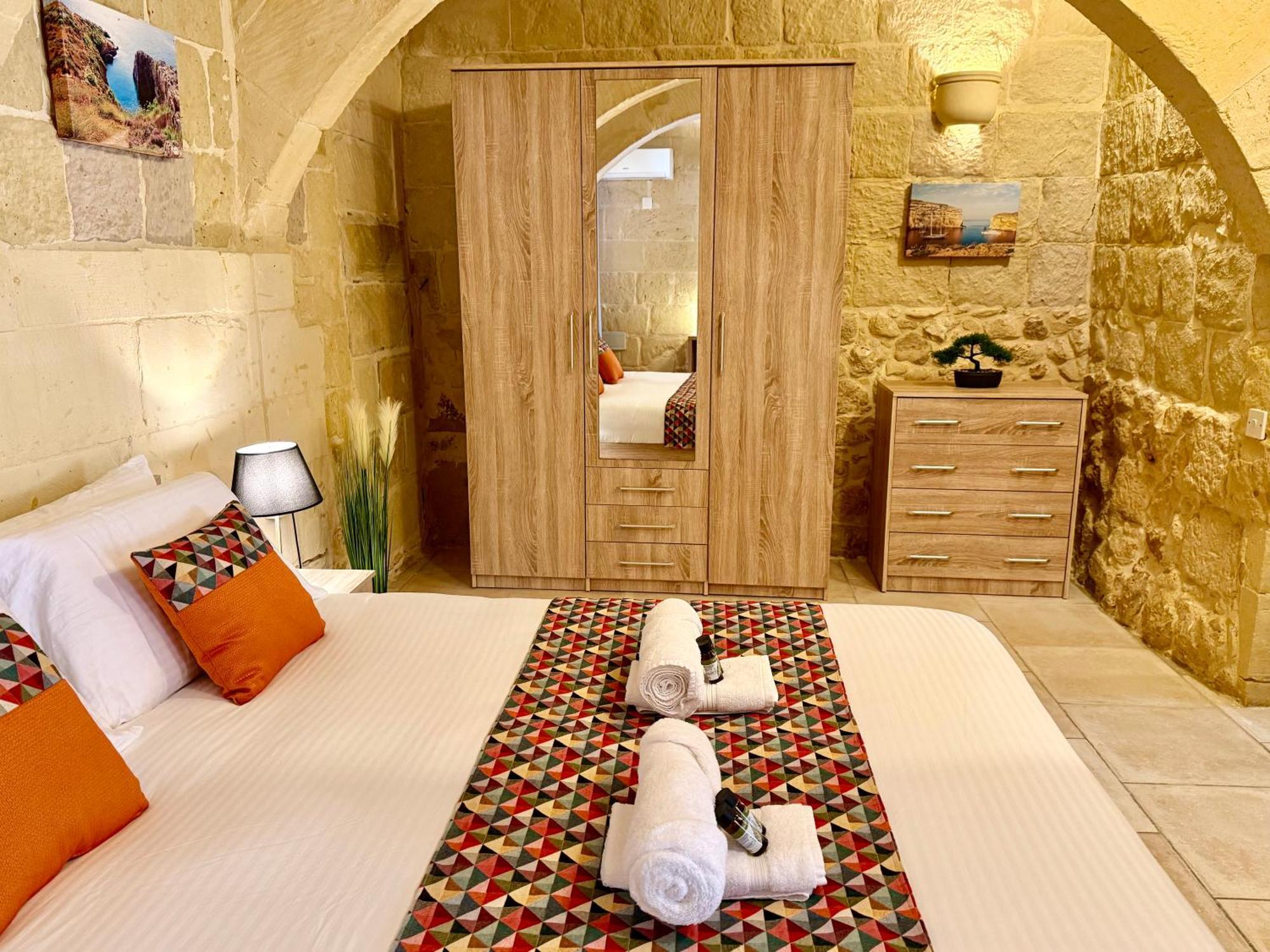 Ta' Matmura B&B Għarb Екстериор снимка