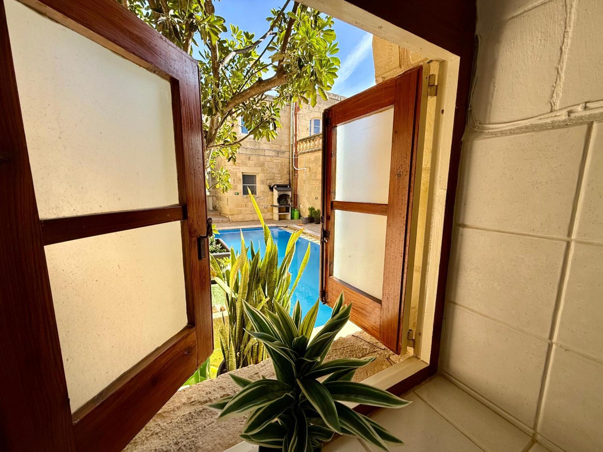 Ta' Matmura B&B Għarb Екстериор снимка