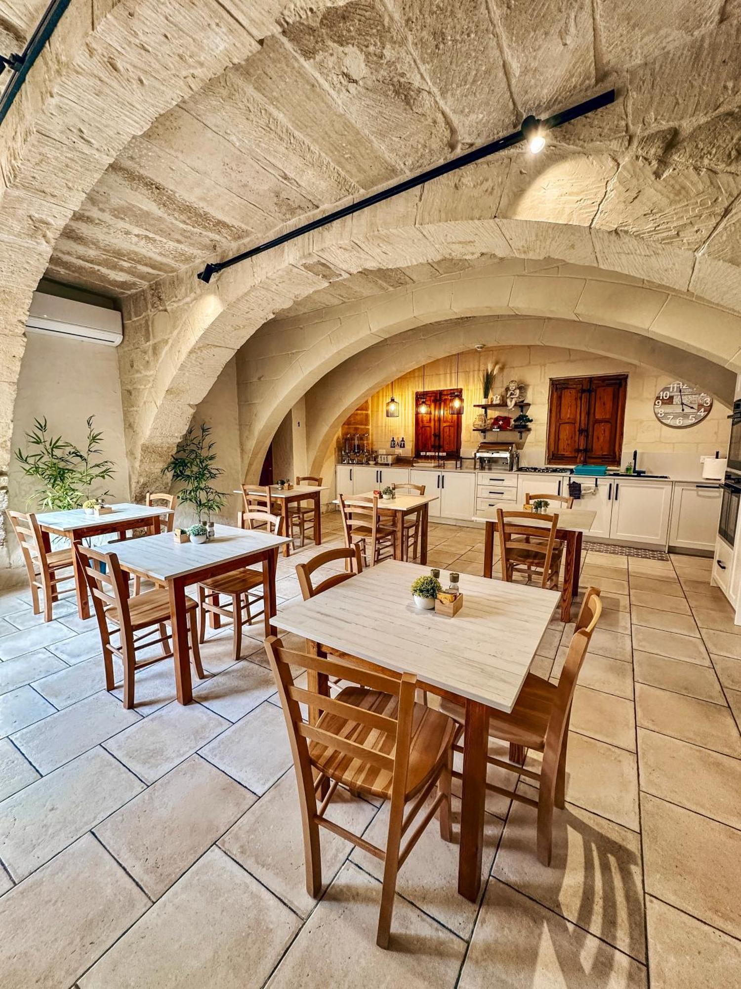 Ta' Matmura B&B Għarb Екстериор снимка